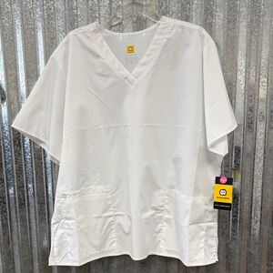 WonderWink Women’s White V-Neck Scrub Top